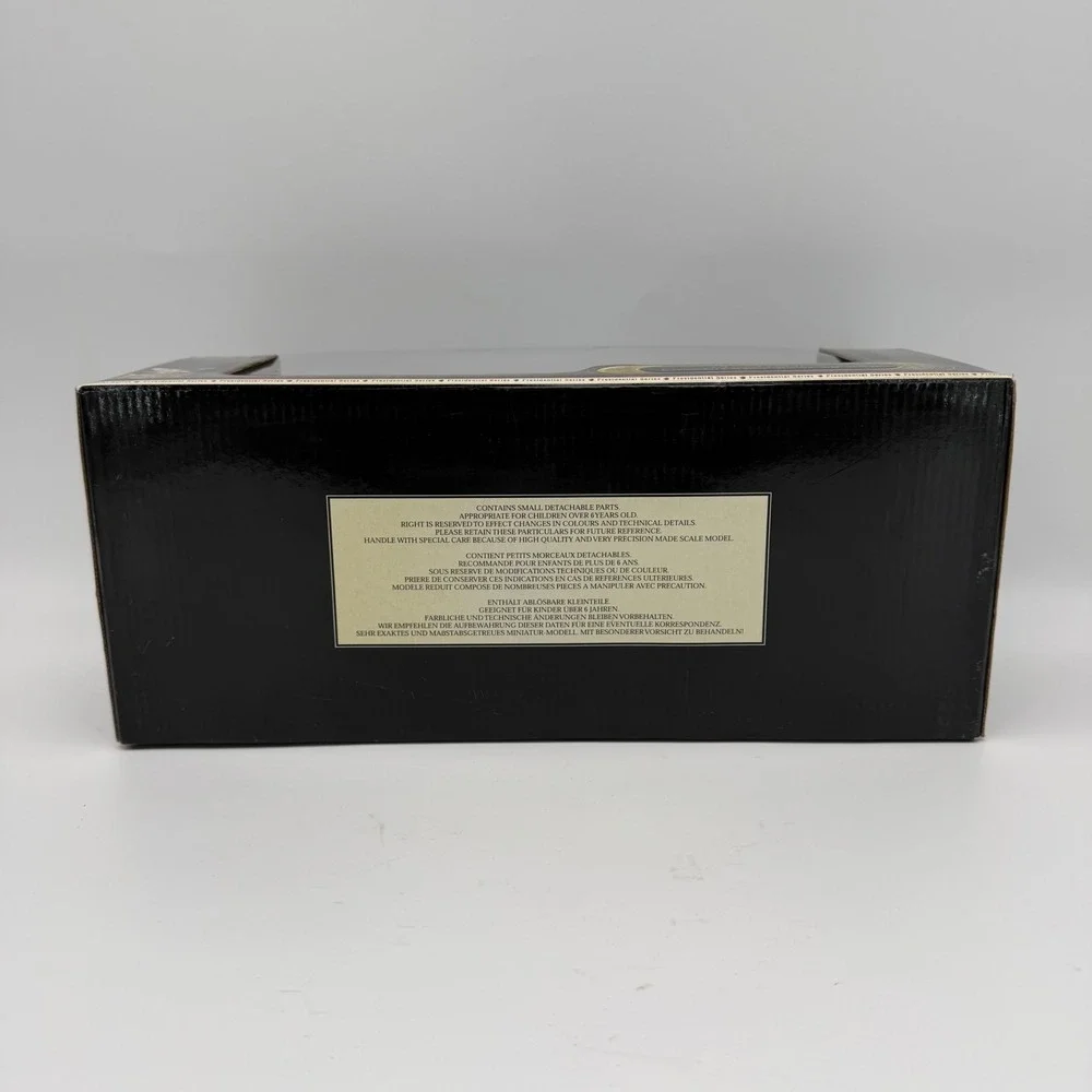 YAT MING Road Signature Presidential Series 1972 Lincoln Continental Reagan Car